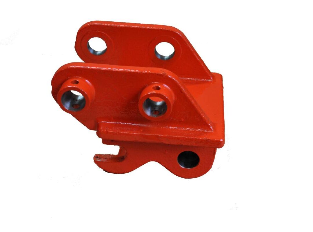 Kubota K008-3 Semi Quick Hitch