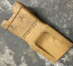 Daewoo DH130 Bucket Tooth 2713-1221 / 2713Y-1221