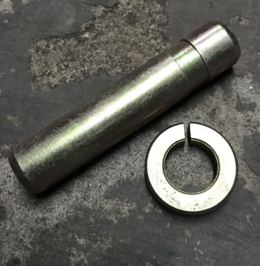 Daewoo DH130 Bucket Tooth Pin 2705-9014 & Retainer 2705-9015