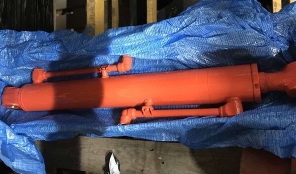 Kubota Genuine OEM - RD418-67500 - Boom Cylinder / Ram U45-3 - Image 2