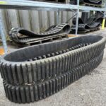 SPECIAL OFFER - 450mm Wide Rubber Tracks for Bobcat 864 / T200 Skid Steer (Pair) - Image 4